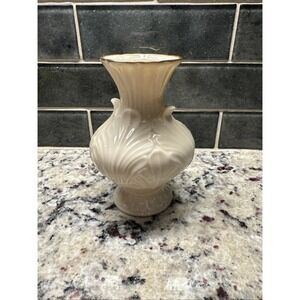 Lenox Bud Vase Small Ivory Leaf Cream with Gold Trim USA 4 1/2" 1980's USA